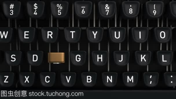 打字机与博客按钮 指尖与荧幕的交响